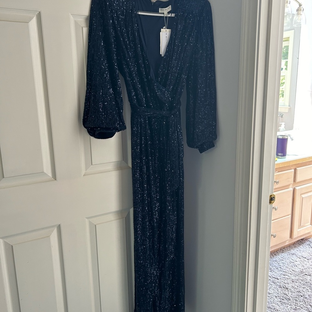 Stunning navy blue sequin pant suit.   Women’s size XL